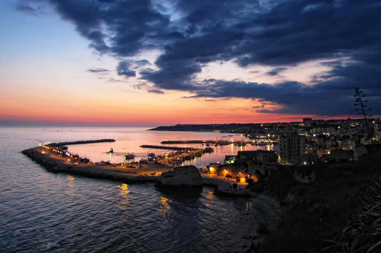 Bed & Breakfasts Conte Perollo Sciacca Konukevi