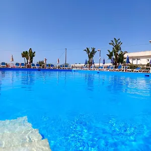 Aparthotel Costa Makauda